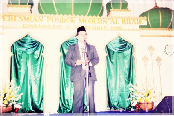 SEJARAH BERDIRINYA YAYASAN PONDOK MODERN AL-RIFA’IE